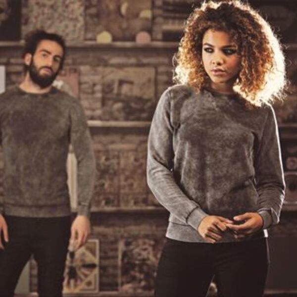 Ladies snow wash sweatshirt Thumbnail