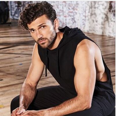  Urban sleeveless muscle hoodie Thumbnail